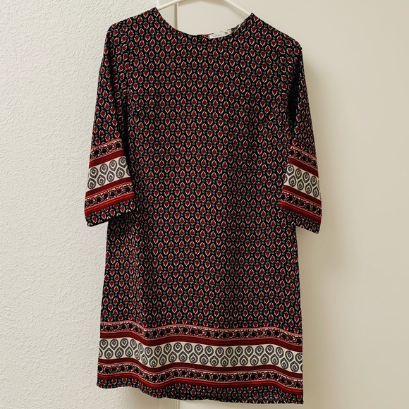 Soprano Dresses & Skirts - 🌻 3/$25 Nordstrom Soprano patterned shift dress